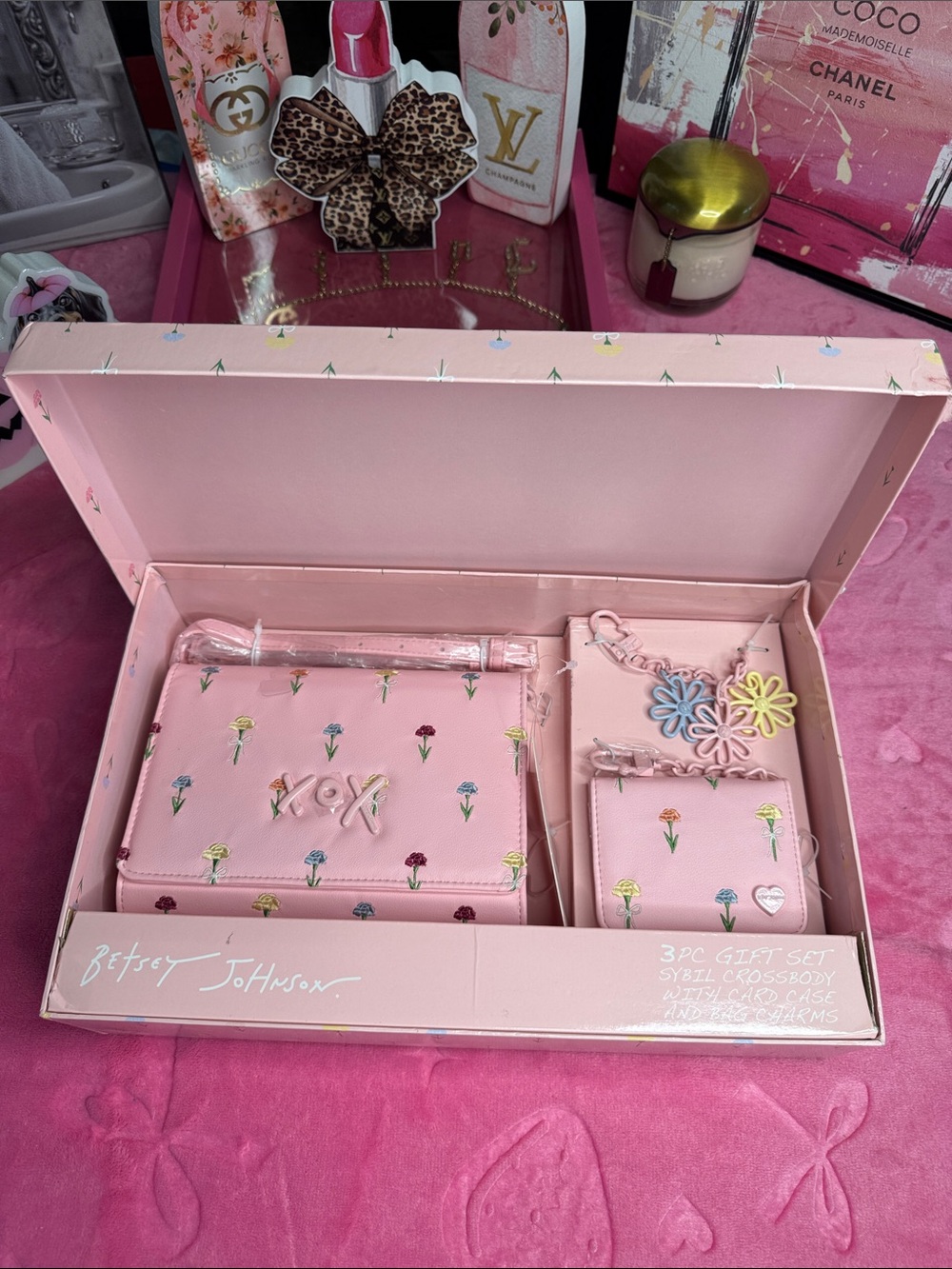 Betsy Johnson Boxed Set NWT